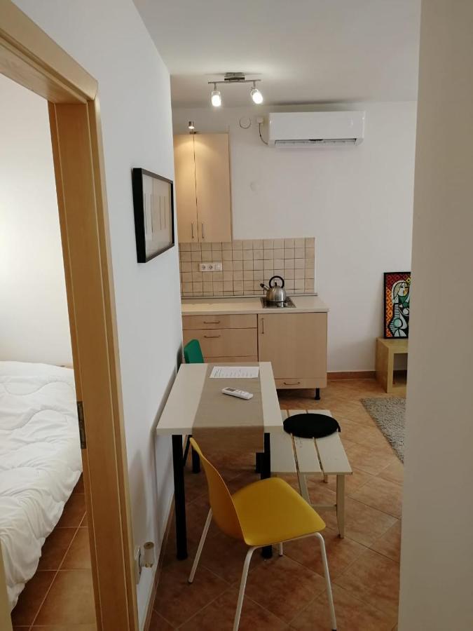Wash House Apartman Győr Exteriör bild