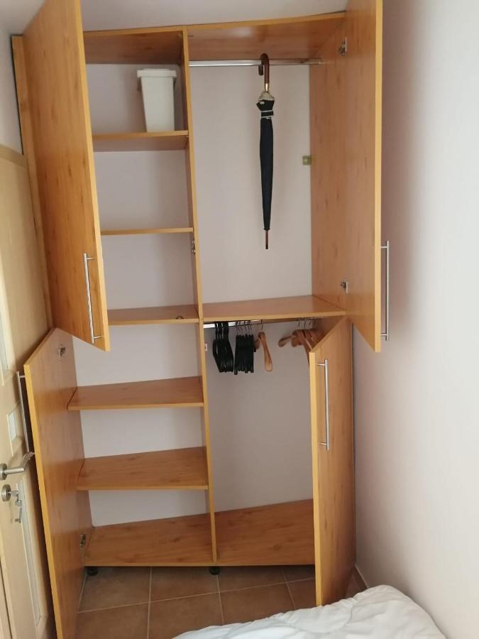 Wash House Apartman Győr Exteriör bild