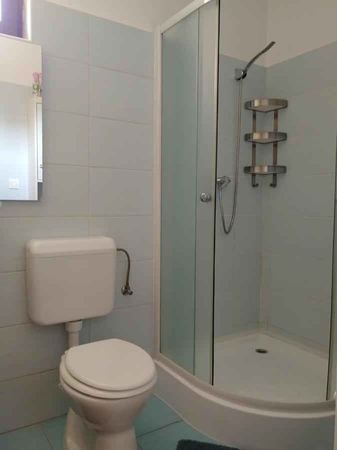 Wash House Apartman Győr Exteriör bild