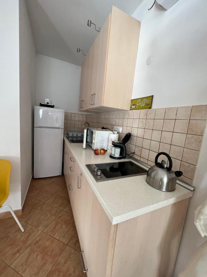 Wash House Apartman Győr Exteriör bild