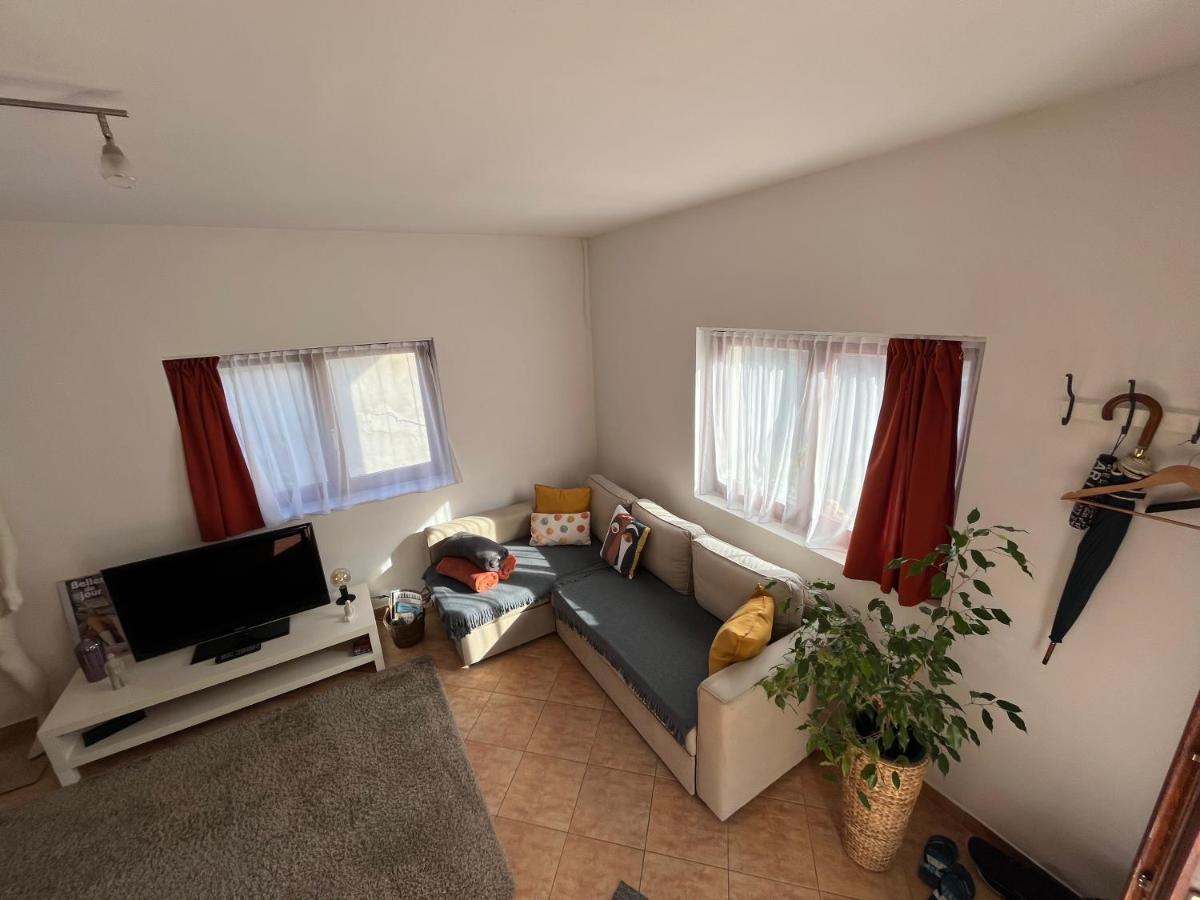 Wash House Apartman Győr Exteriör bild